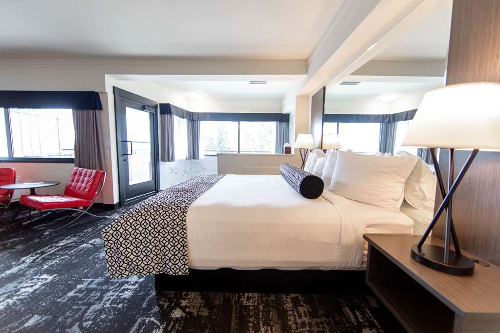 Centennial 3* Spokane